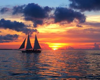 Orchid Key Inn - Adults Only - Key West