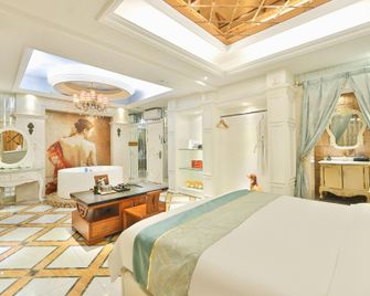 No.5 Theme Hotel - Yanbian - Schlafzimmer