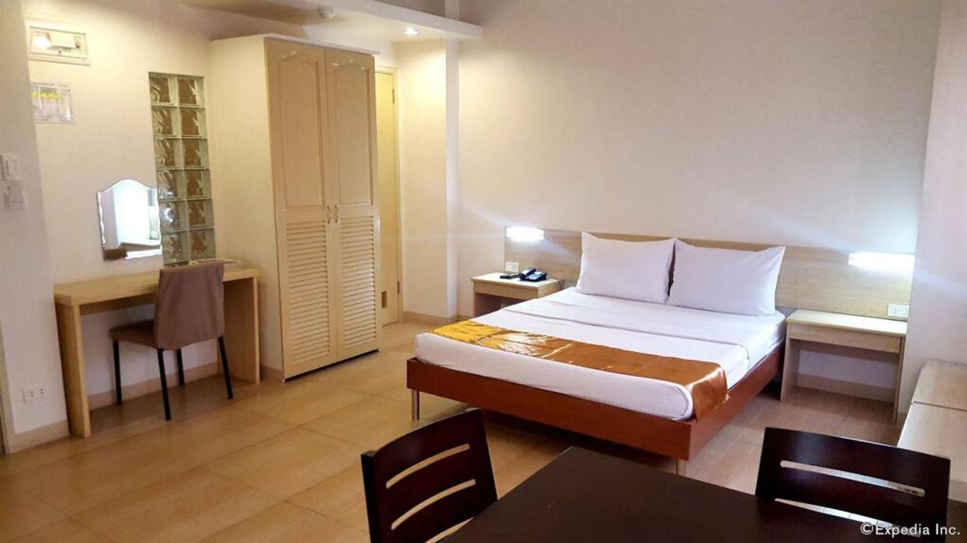 M Suites Hotel