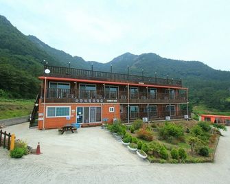Tongyeong (Saryangdo) Family Pension - Goseong - Edificio