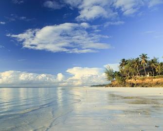Baobab Beach Resort & Spa - Ukunda - Playa