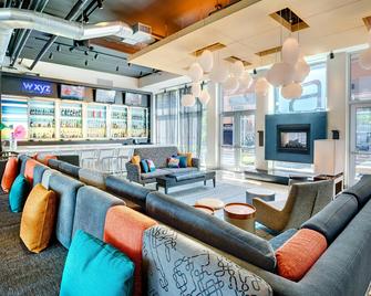 Aloft Lexington - Lexington - Bar