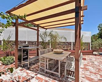 Furnished Cottage, Los Angeles California - Los Angeles - Patio