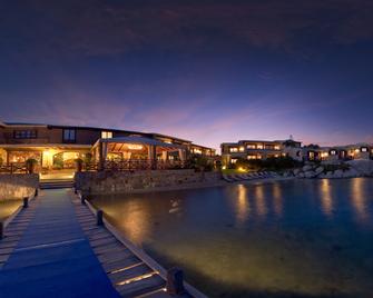 Hotel & Spa Des Pecheurs - Bonifacio - Building