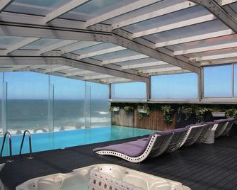 Macarico Beach Hotel - Mira - Pool