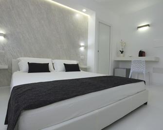 Double A Luxury Room - Olbia - Ložnice