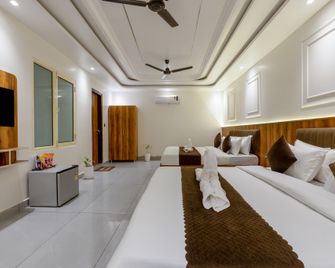 Hotel Airport Inn - New Delhi - Bedroom