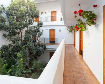 Hotel Oasis Atalaya - Conil de la Frontera - Extérieur