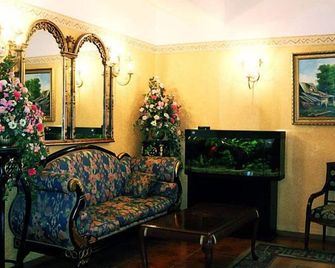 Ecoland Hotel - Tallinn - Stue