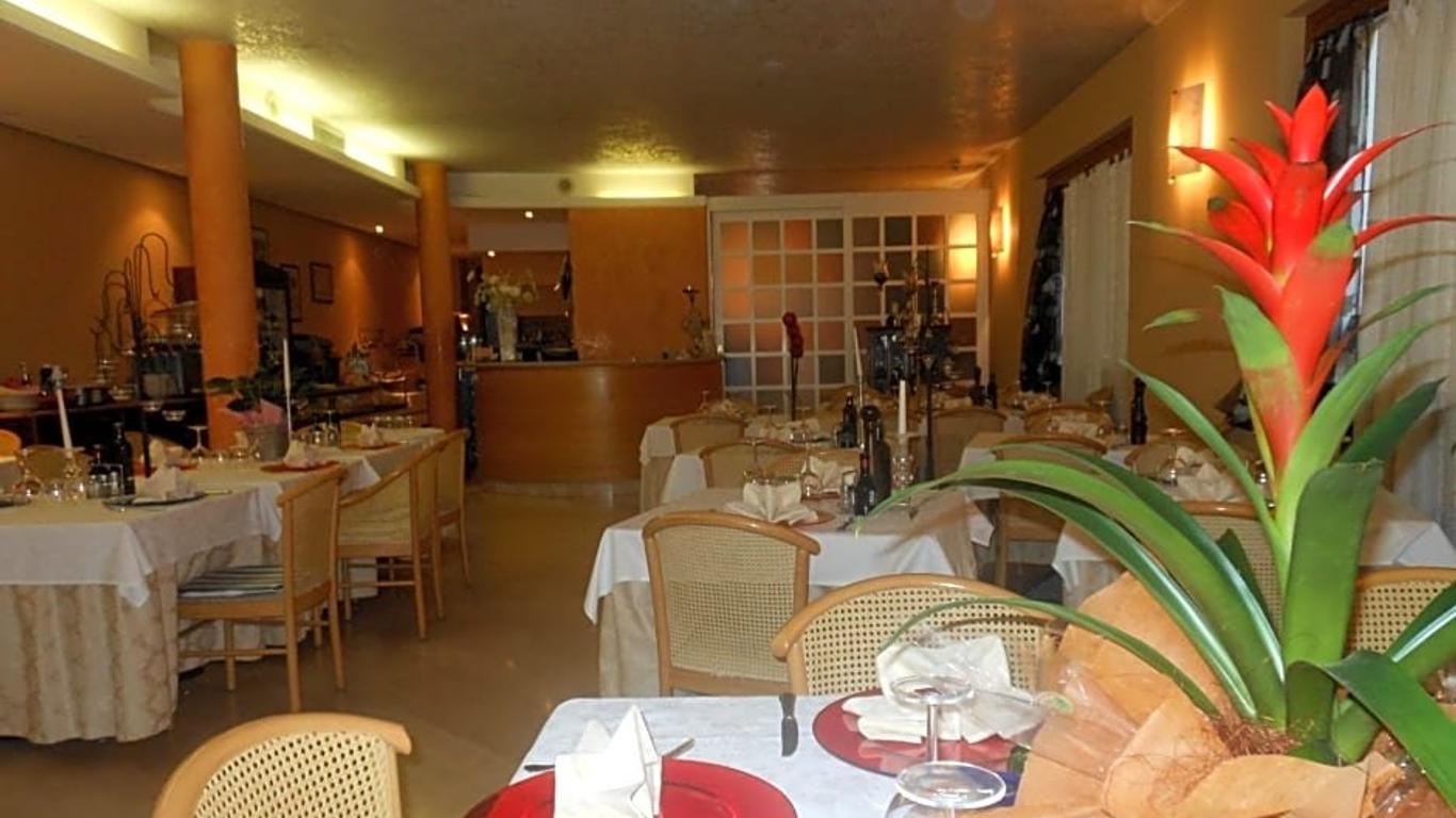 Hotel Ristorante Miralago