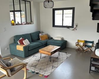 Maison proche océan à tosse - Tosse - Sala de estar