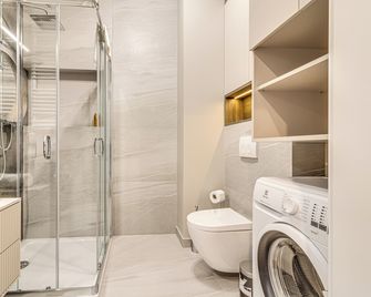 Rentplanet - Apartamenty Dmowskiego - Wrocław - Baño