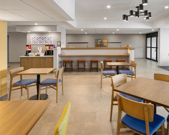 Hampton Inn Staunton - Staunton - Dining room