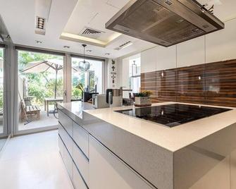Luxury Villa in The Springs with Private Garden - Dubaï - Cuisine