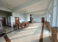 Shresta Home Stay - Karīmnagar - Lobby