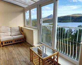 Loch Rannoch Highland Club Red Squirrel Lodge 6 - Kinloch Rannoch - Balcony