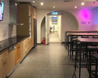 Hostel Dalagatan - שטוקהולם - מסעדה