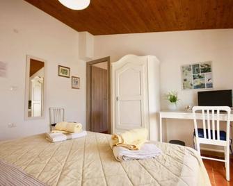 بي آند بي لوسيا - أولبيا