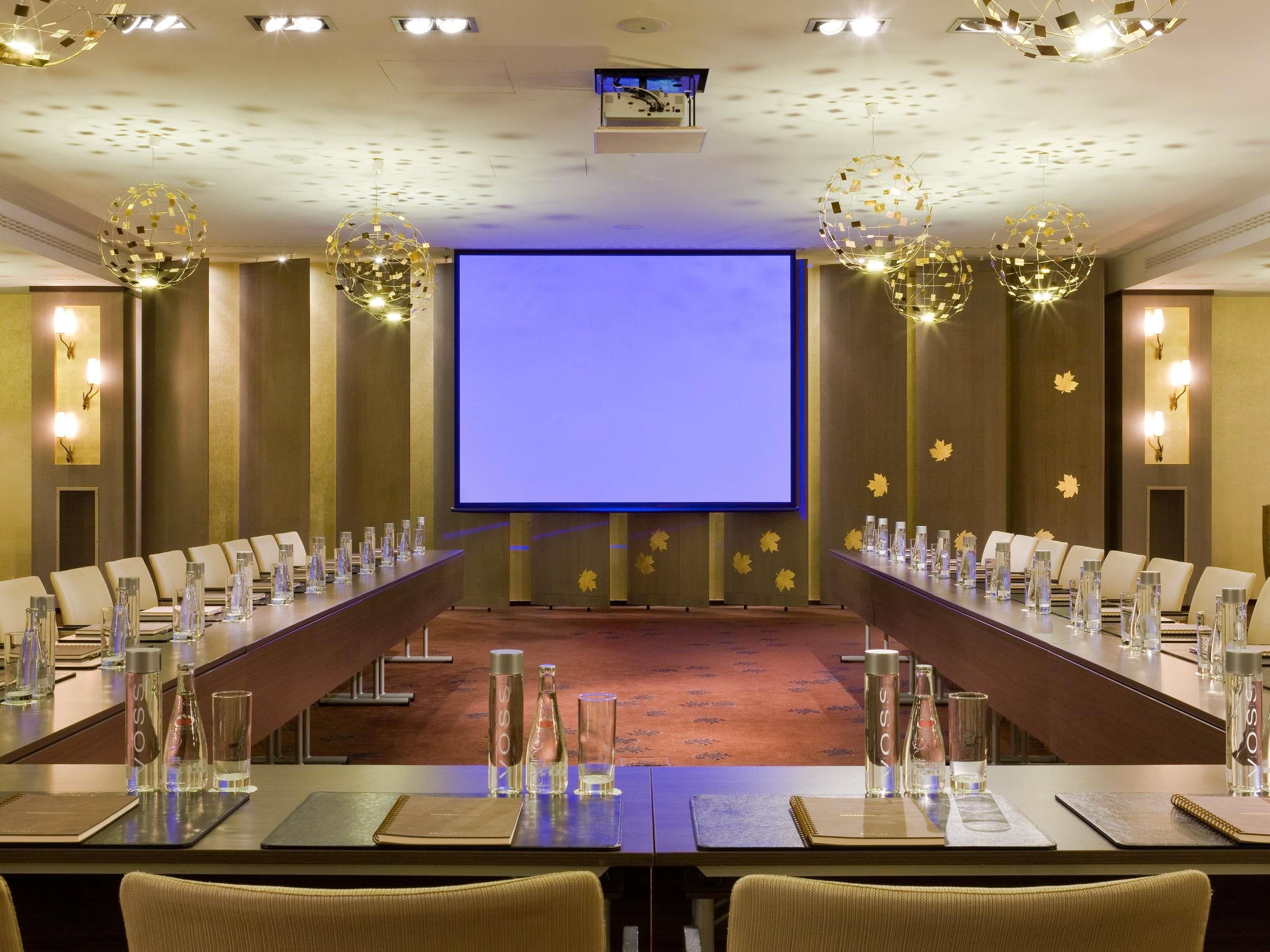 Sofitel Warsaw Victoria - ורשה - חדר ישיבות