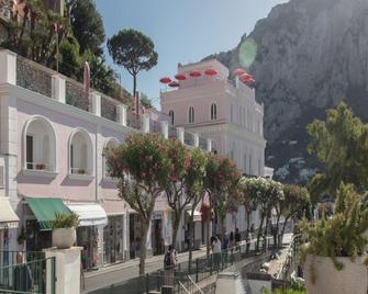 Il Capri Hotel - Capri - Building