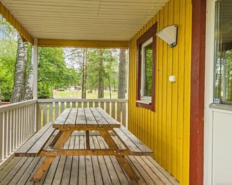 First Camp Mellsta-Borlänge - Borlänge - Balkón