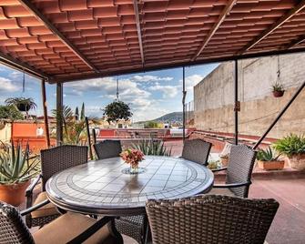 Hotel Posada Del Centro - Oaxaca - Balcony