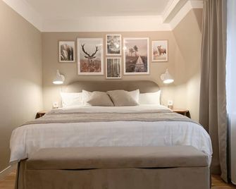 Stadshotellet Kristinehamn - Kristinehamn - Schlafzimmer