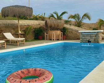Cozy pet-friendly bungalow with ocean views and excellent atmosphere in Máncora. - Máncora - Piscina