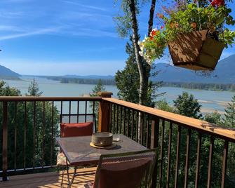 The Fraser River's Edge B&B Lodge - Chilliwack - Balkon