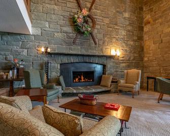 Mountain Views: Corner Unit - Beech Mountain