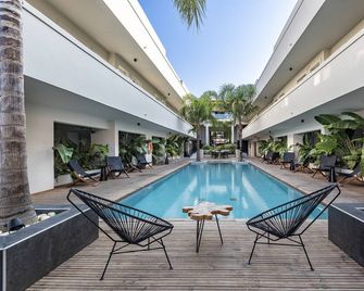 More Meni Residence & Suites - Kos - Pool