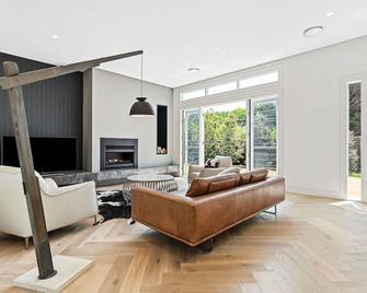 Luxurious Portsea Lakehouse - Portsea - Living room