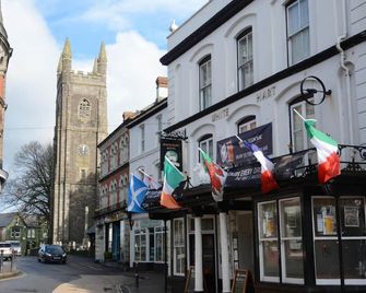 The White Hart - Holsworthy