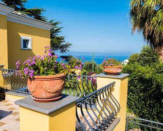 Villa Ceselle - Anacapri - Balcony