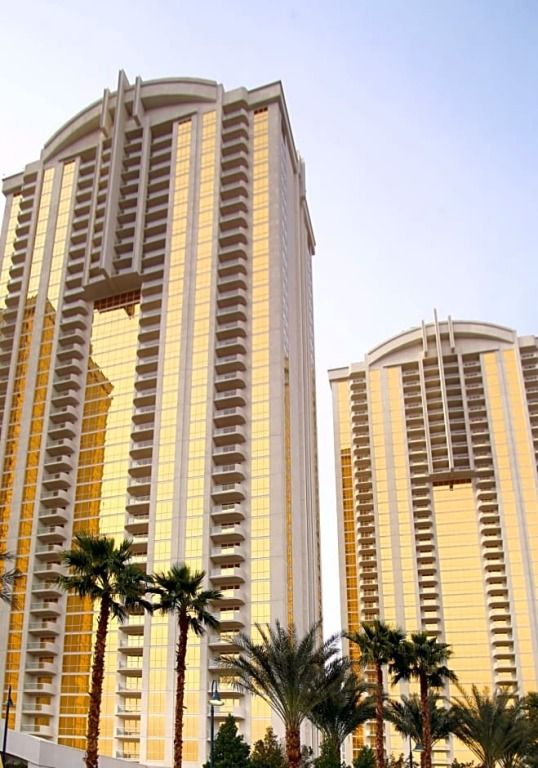 Las Vegas Suites at The Signature