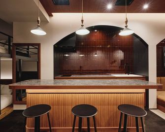 illi Enu Yotsuya - Tokyo - Bar