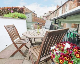 Blacksmith Cottage - Appleby-in-Westmorland - Balcony