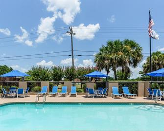 Hampton Inn Biloxi/Ocean Springs - Biloxi - Havuz