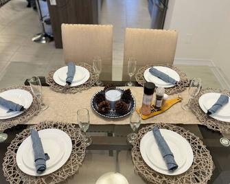 Welcome to Your Brand New Home Away From Home - Caledon - Dining room