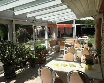 Gastehaus Sonntag - Bad Oeynhausen - Restaurant