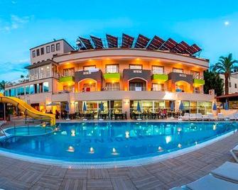 Rich Melissa Hotel - Kemer - Svømmebasseng