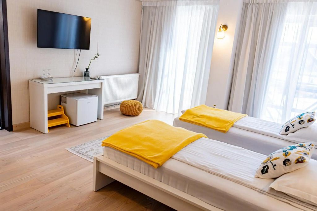 هوتل سيناتور