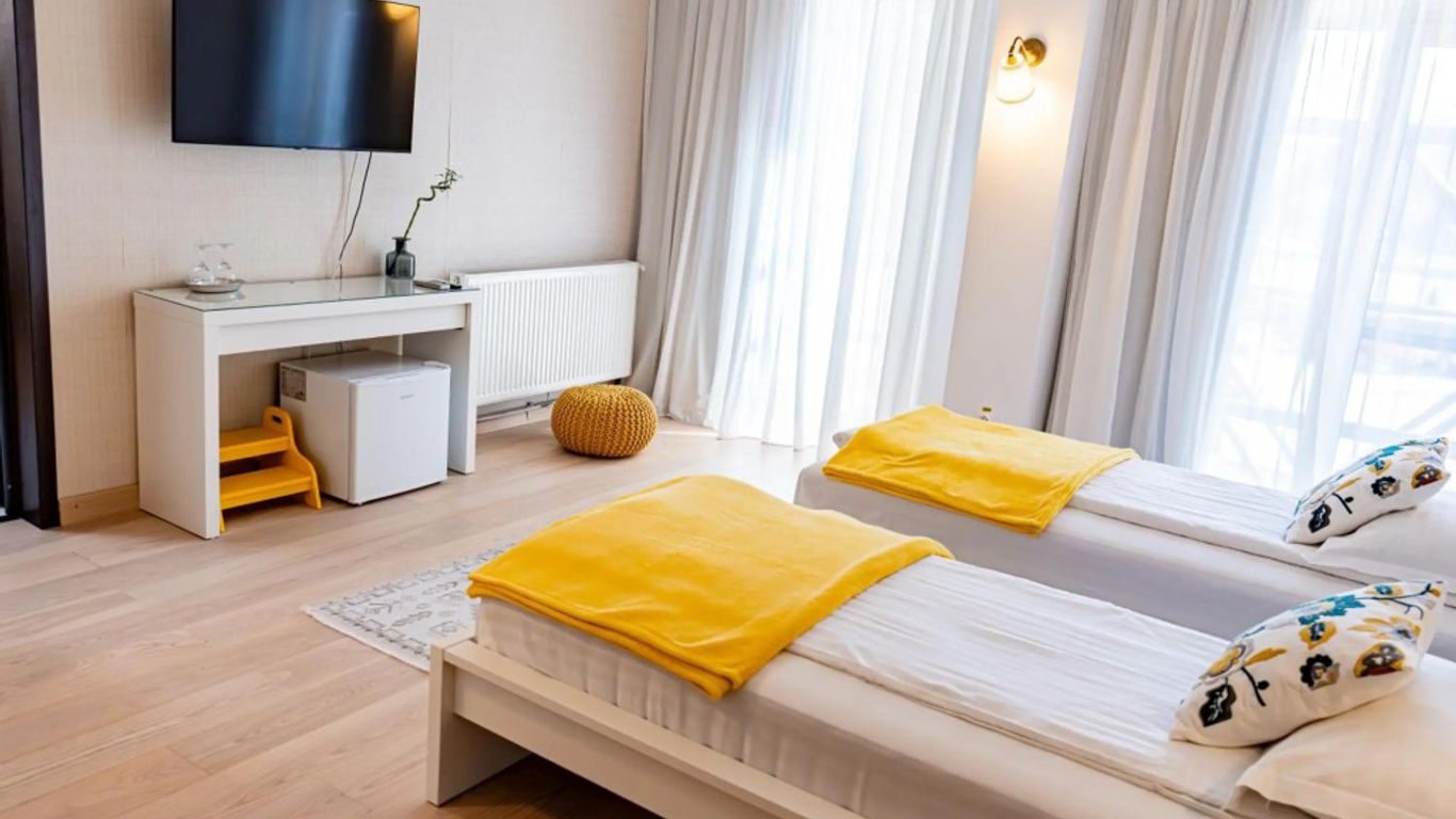 هوتل سيناتور