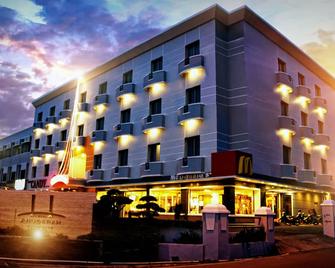 Hotel Anugerah Palembang - פלמבאנג - בניין