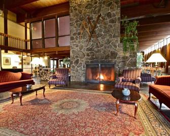 Fireside Inn & Suites West Lebanon - West Lebanon - Salónek