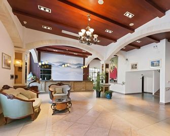 Greentree Alliance Hotel Shanghai Baoshan District Meilan Lake Yueluo Road - Shangai - Lobby