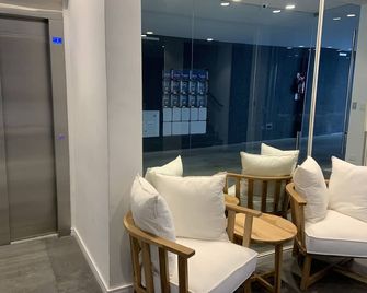 Monroe Suites - Buenos Aires - Recepción