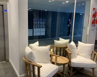 Monroe Suites - Buenos Aires - Recepción