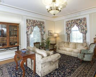 Homeport Historic B&B - סנט ג'ון - סלון