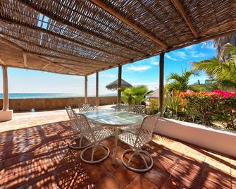 Directly on the Ocean in Cabo Pulmo with A/C! - Cabo Pulmo - Balcón
